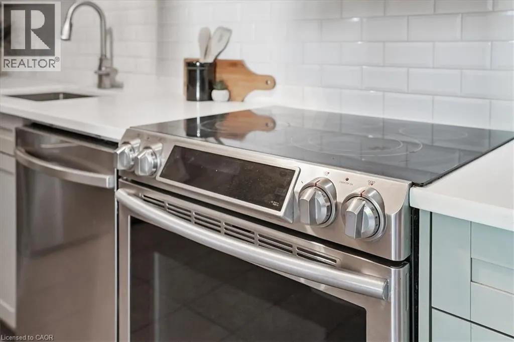 912 RYMAL Road E Unit# 7, #7