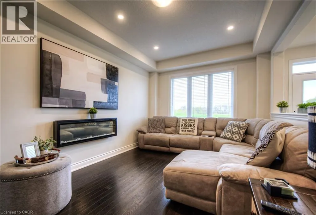 88 BLOOMFIELD Crescent