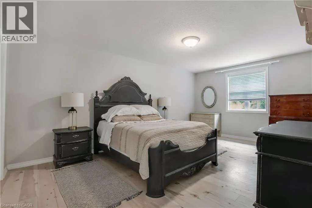 1097 MINERAL SPRINGS Road