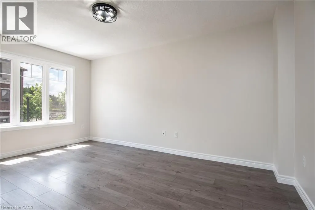 70 WILLOWRUN Drive Unit# J-3, #J-3