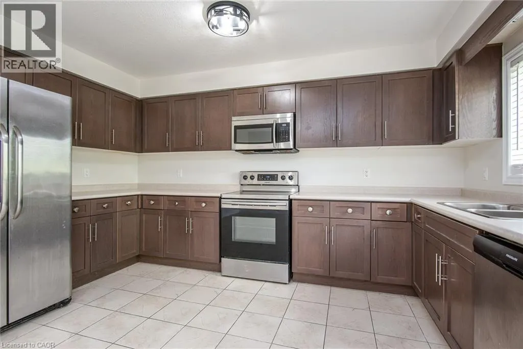 70 WILLOWRUN Drive Unit# J-3, #J-3
