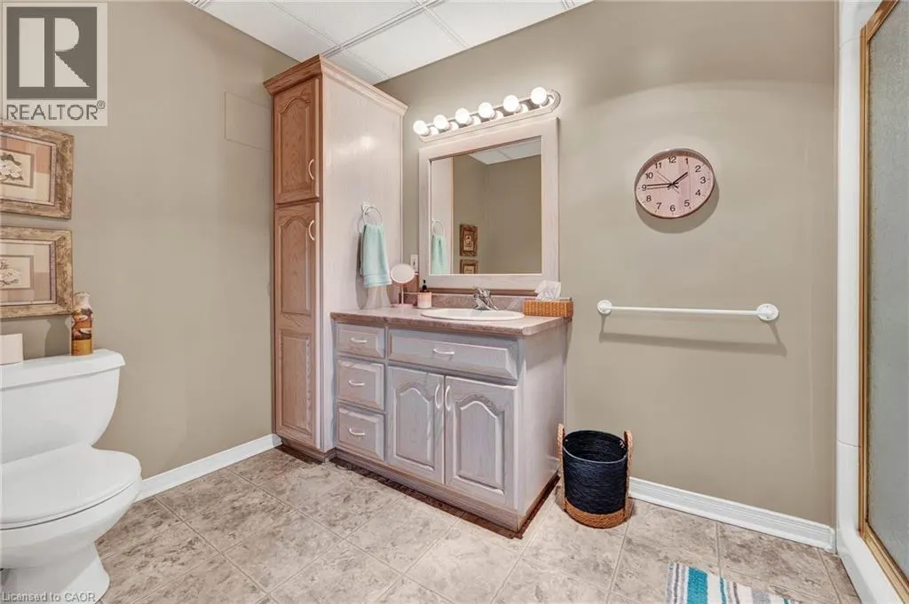 1 SHANTZ Place