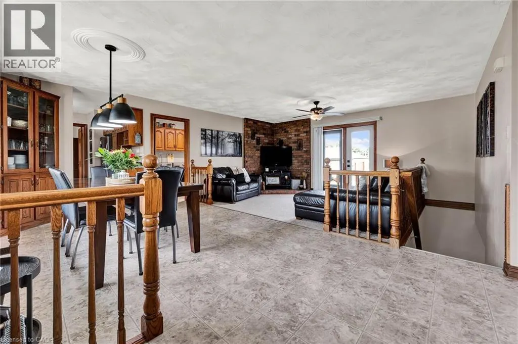 1 SHANTZ Place