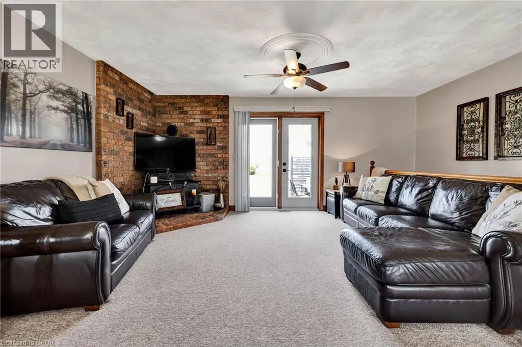 1 SHANTZ Place