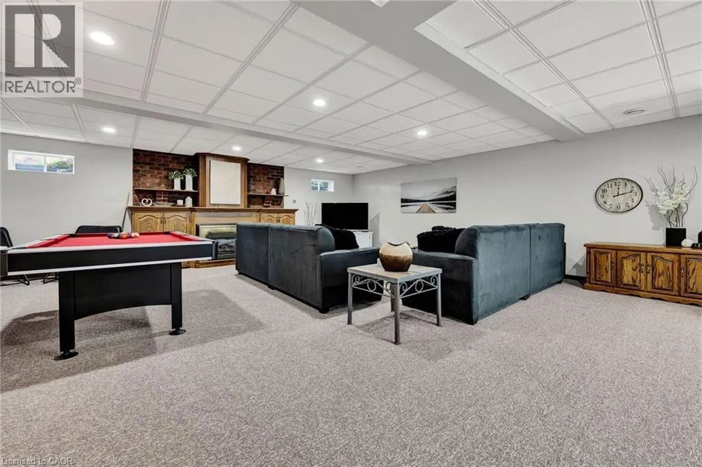 1 SHANTZ Place