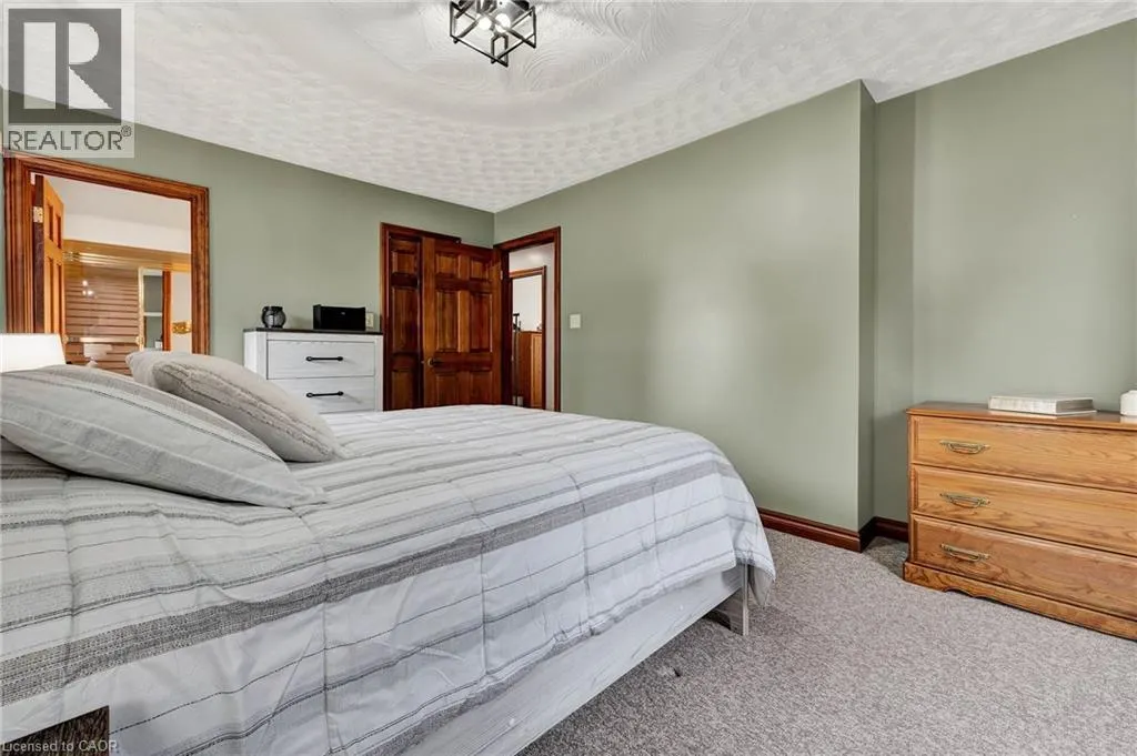 1 SHANTZ Place