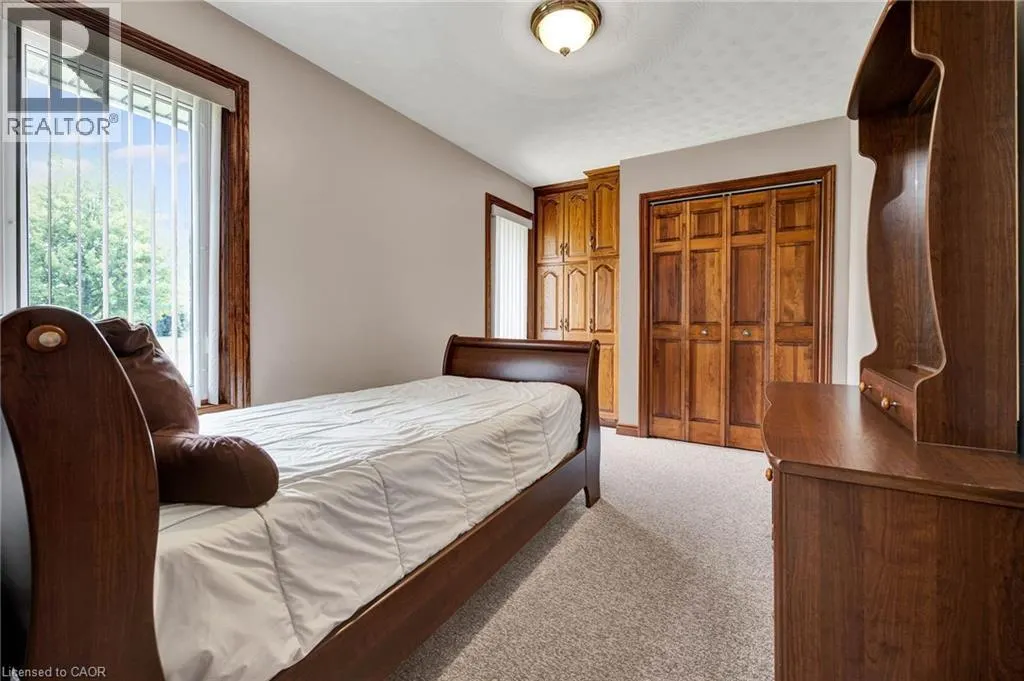 1 SHANTZ Place