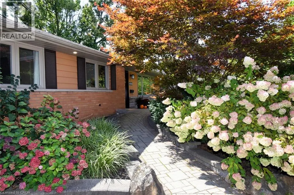 454 EVERGREEN Avenue
