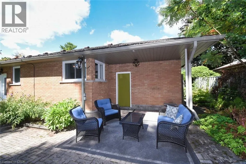 454 EVERGREEN Avenue