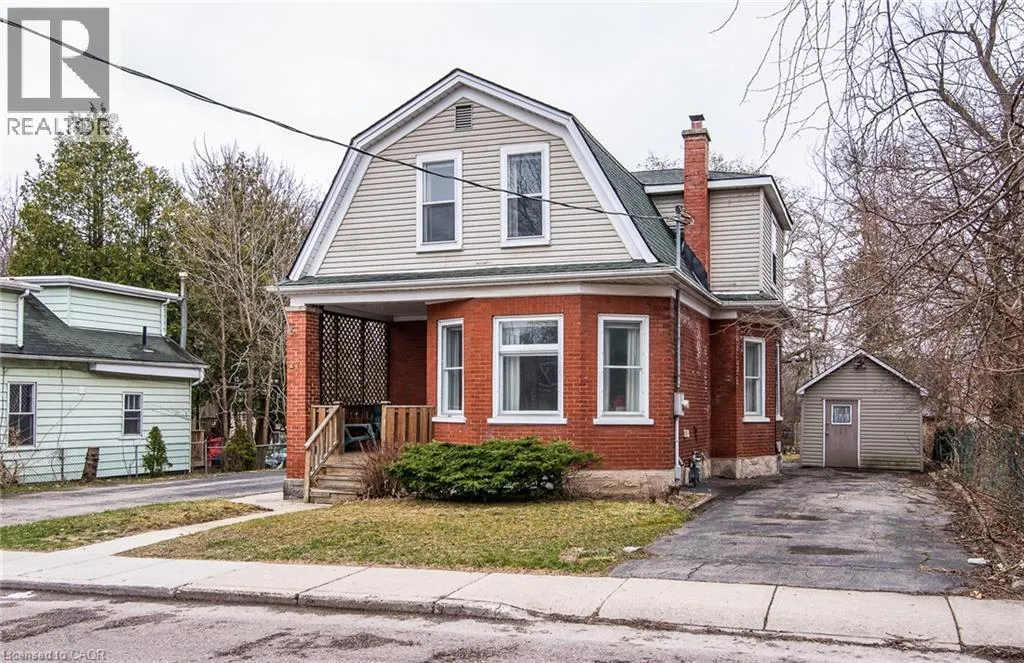 27 NOECKER Street