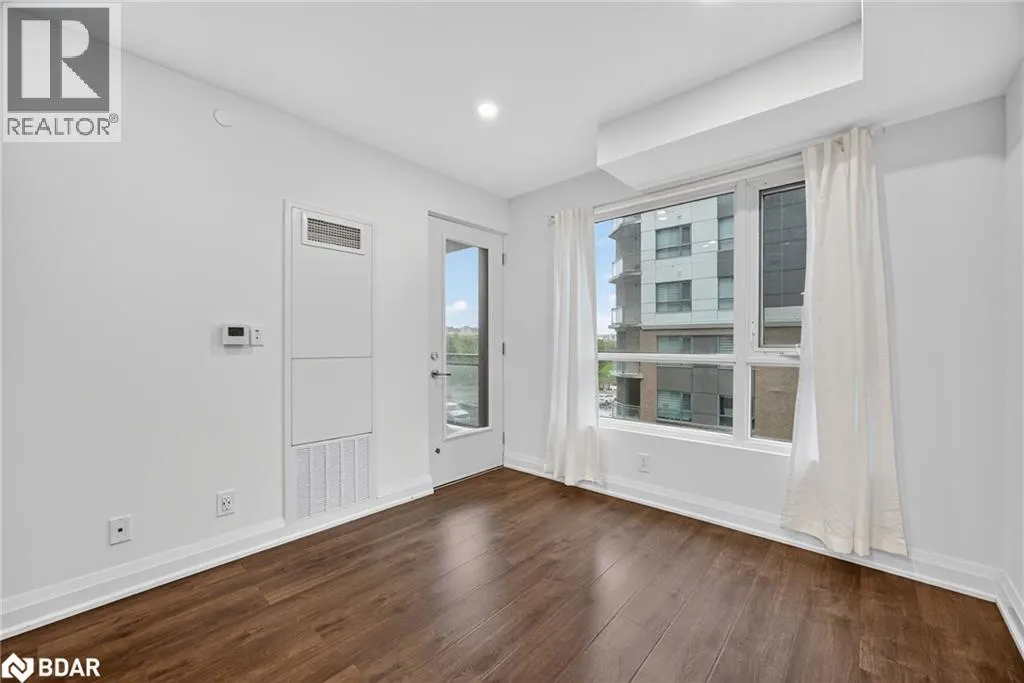 58 LAKESIDE Terrace Unit# 305, #305