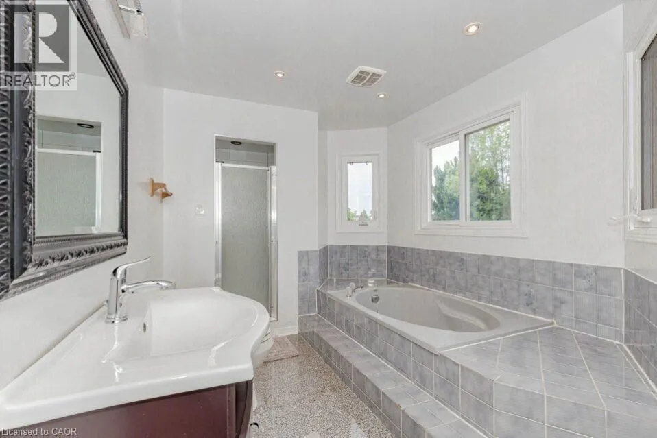 5118 CREE Lane
