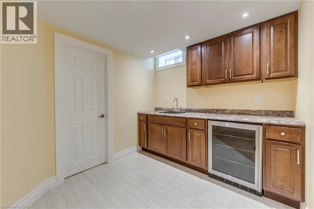 1246 SADDLER Circle