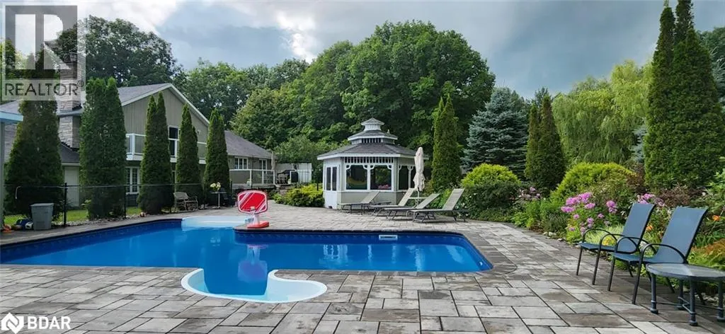 2 MILLS Circle