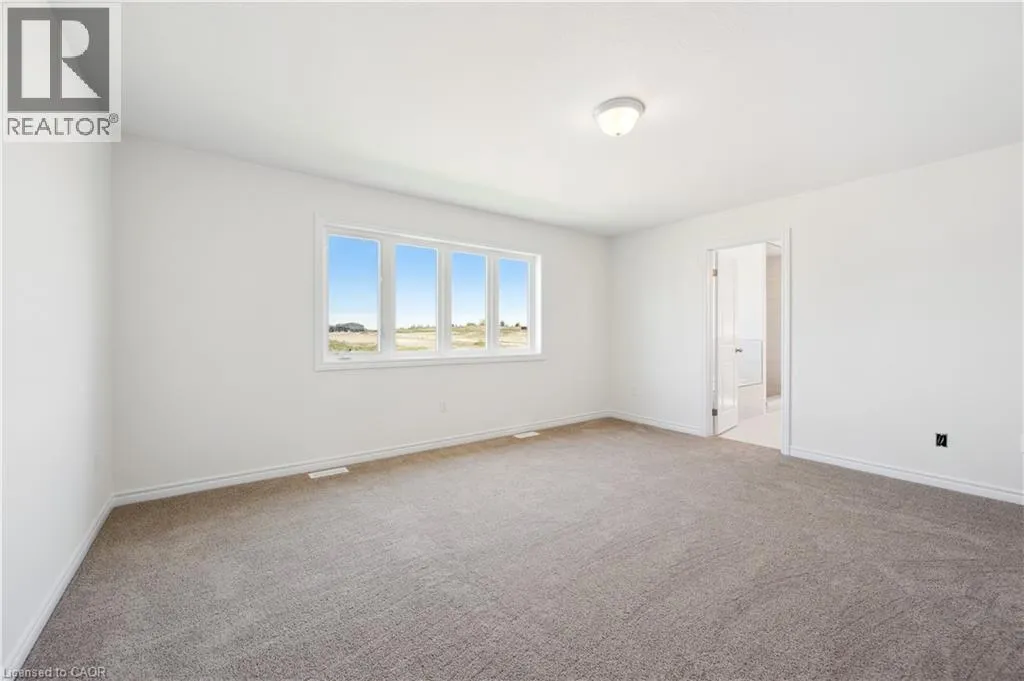 33 HENRY MARACLE Street