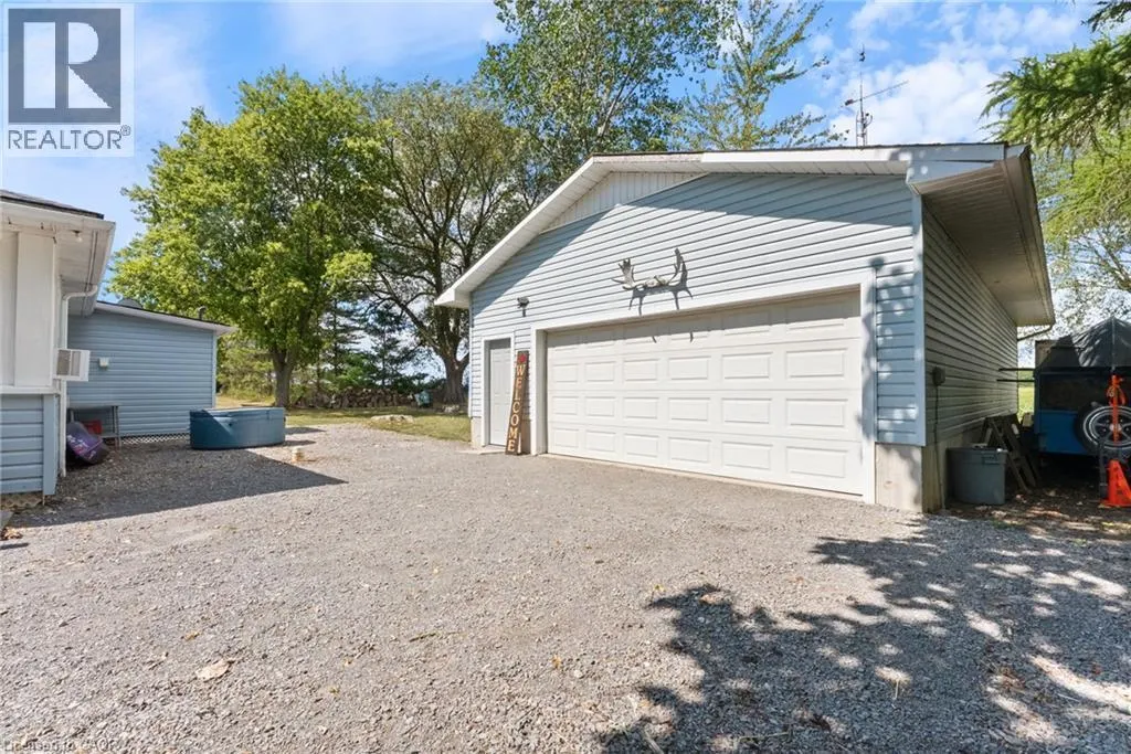1175 LAKESHORE Road