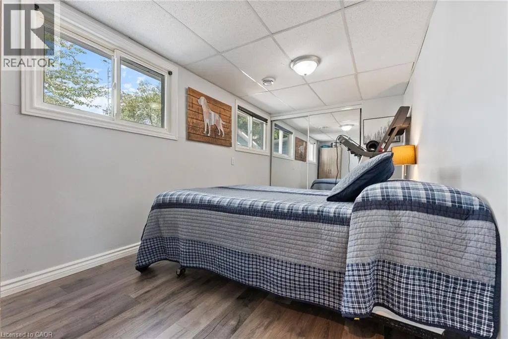 1175 LAKESHORE Road
