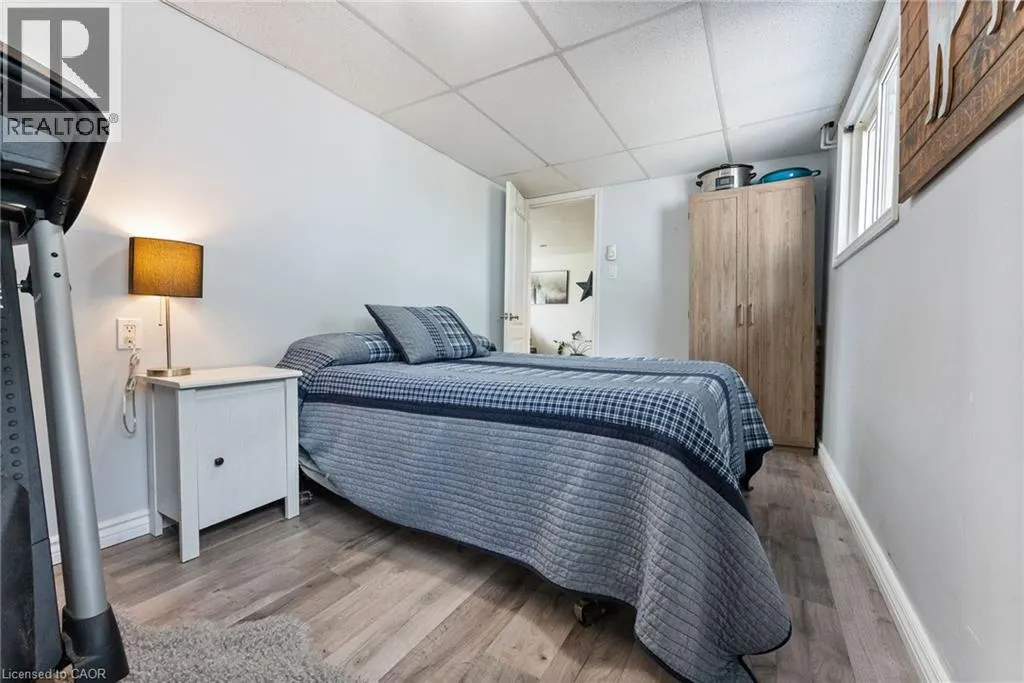 1175 LAKESHORE Road