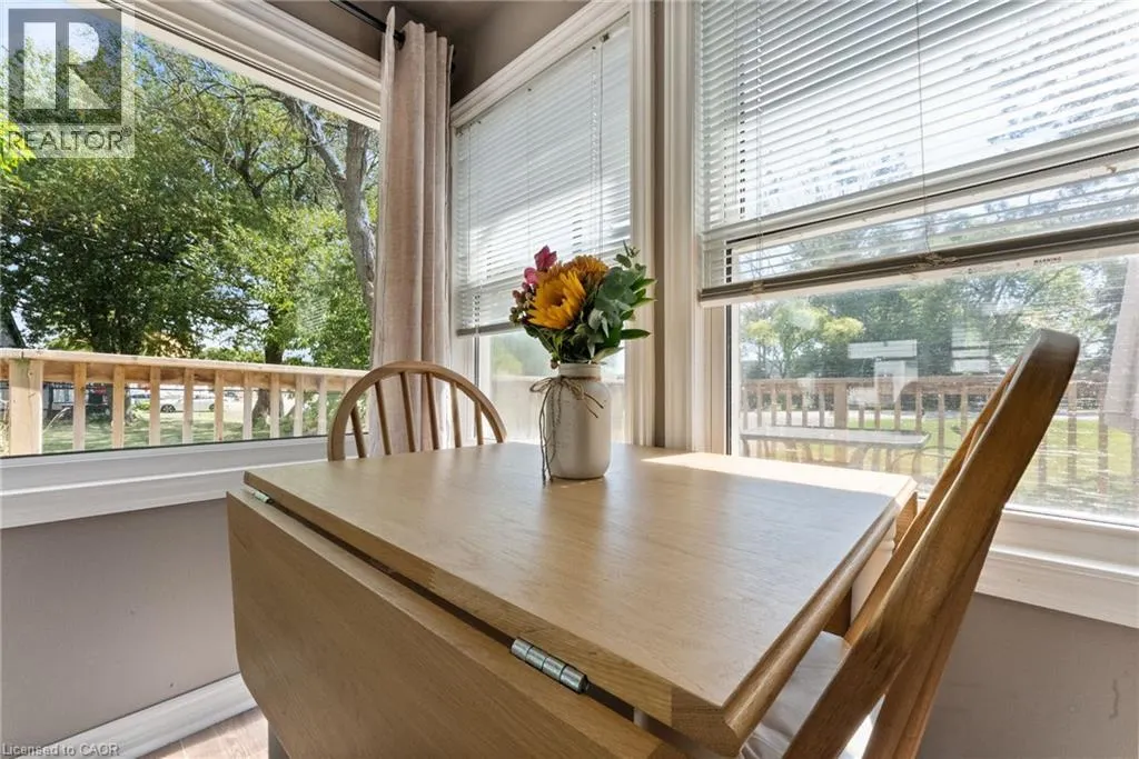 1175 LAKESHORE Road