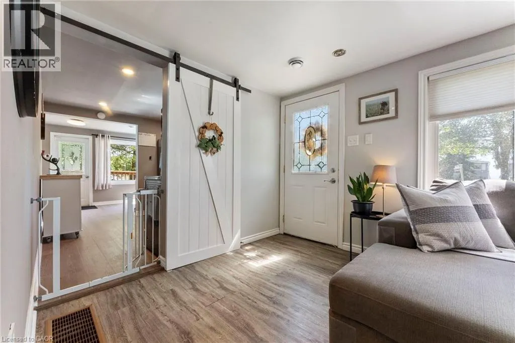 1175 LAKESHORE Road