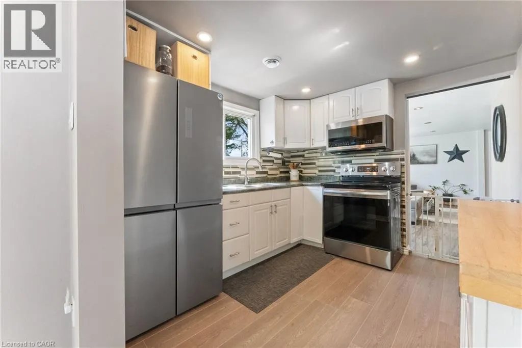 1175 LAKESHORE Road