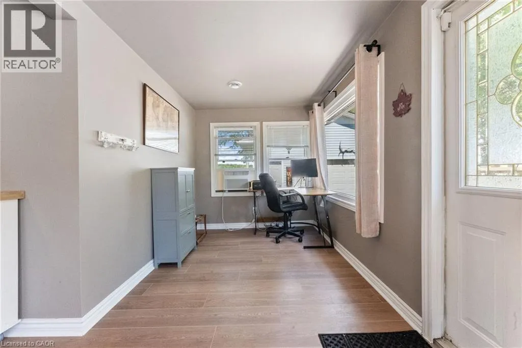 1175 LAKESHORE Road