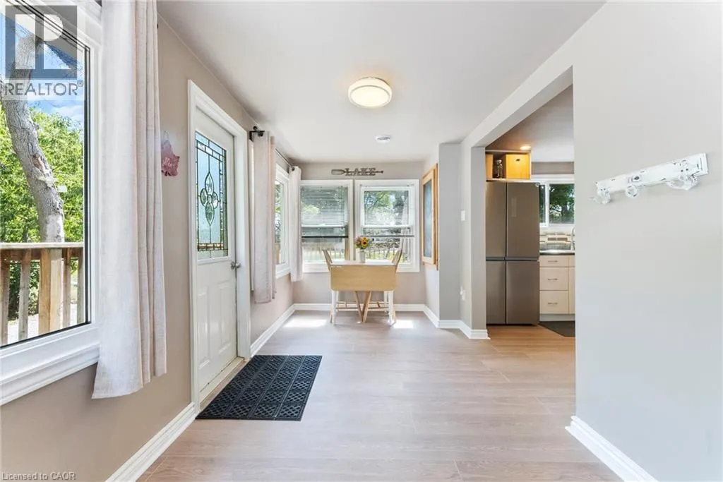 1175 LAKESHORE Road