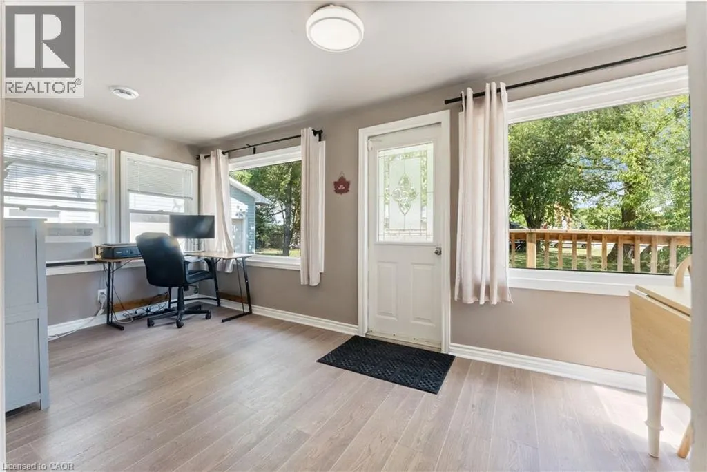 1175 LAKESHORE Road