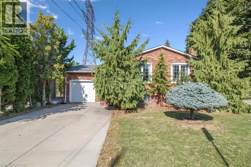 640 COCHRANE Road