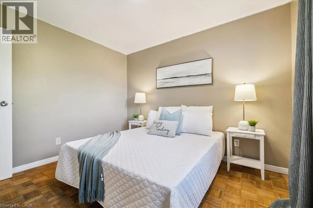 640 COCHRANE Road