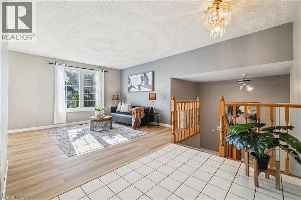 640 COCHRANE Road