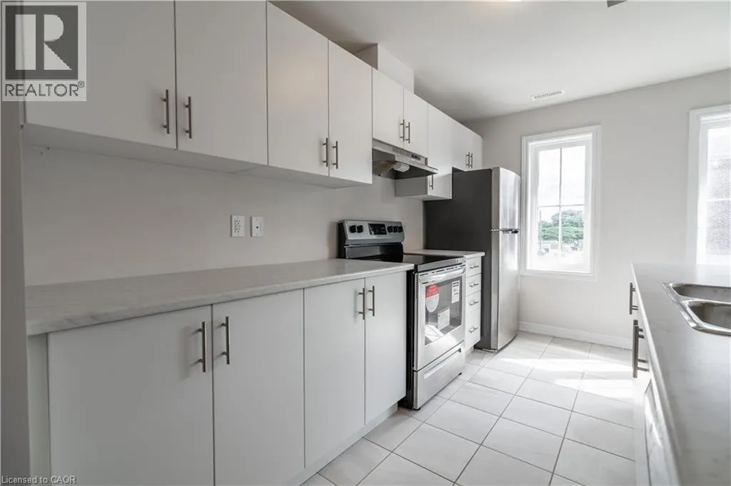677 PARK Road Unit# 7, #7