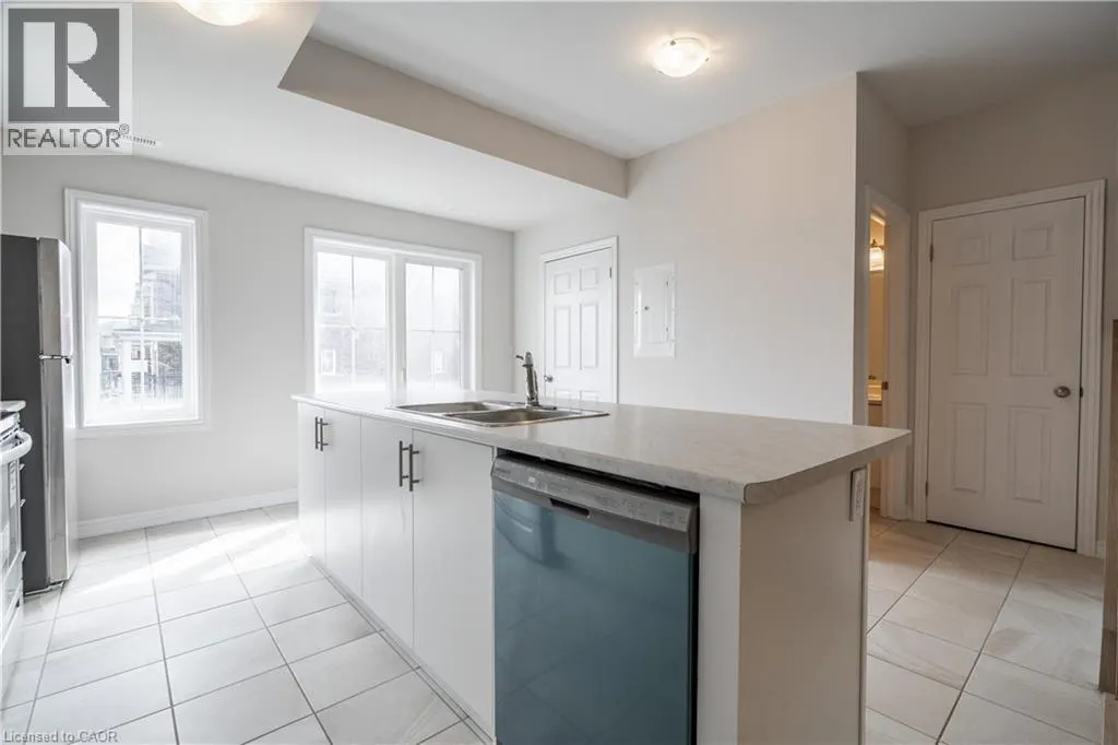 677 PARK Road Unit# 7, #7