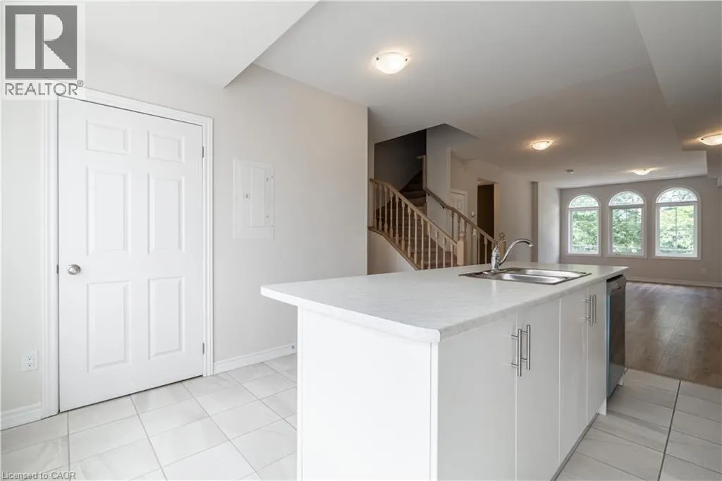 677 PARK Road Unit# 7, #7