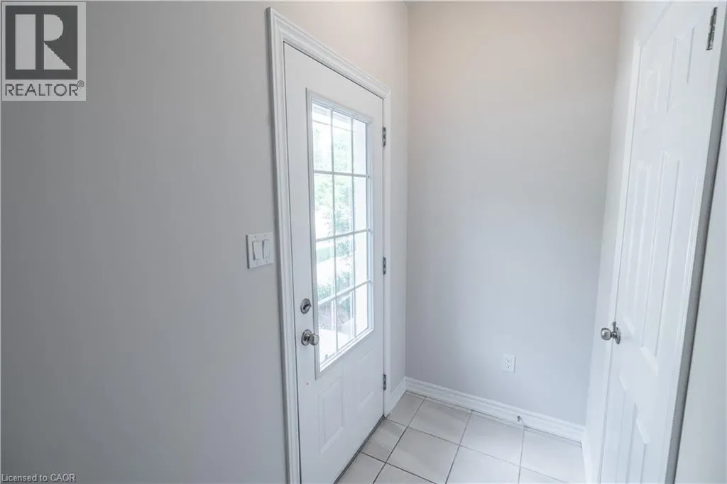 677 PARK Road Unit# 7, #7