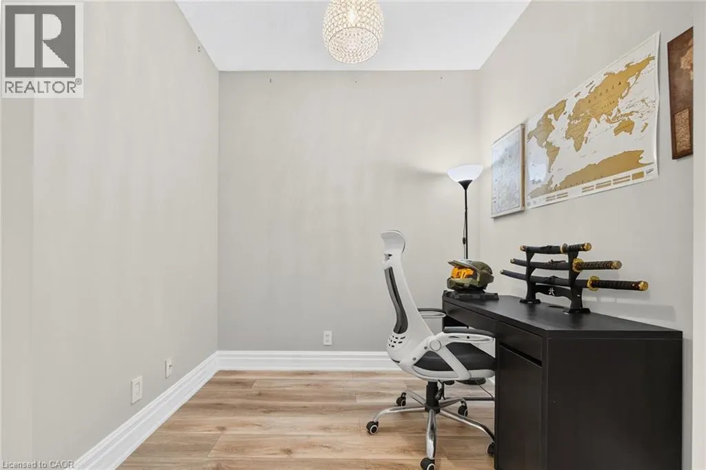 220 BURNHAMTHORPE Road W Unit# 1004, #1004