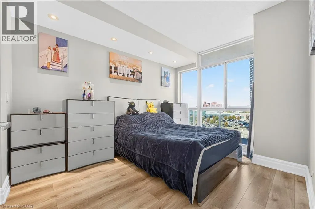 220 BURNHAMTHORPE Road W Unit# 1004, #1004