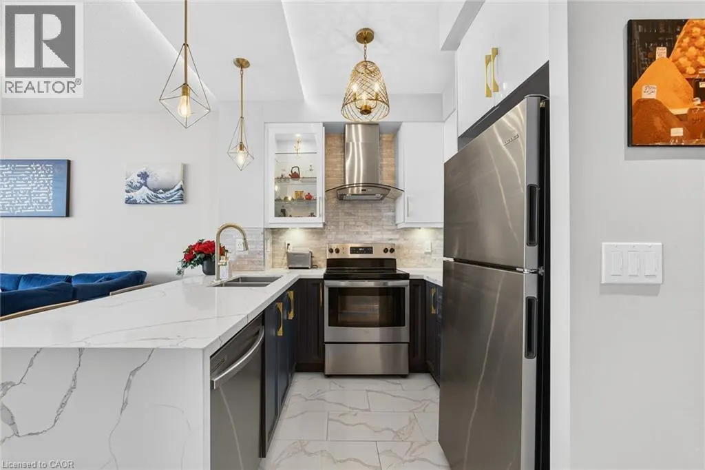 220 BURNHAMTHORPE Road W Unit# 1004, #1004