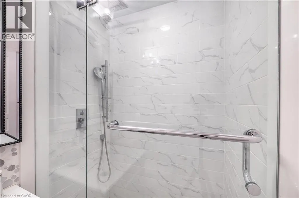 220 BURNHAMTHORPE Road W Unit# 1004, #1004