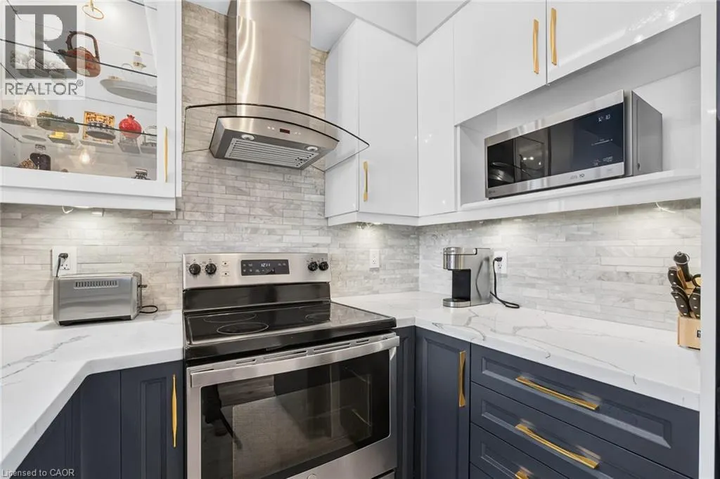 220 BURNHAMTHORPE Road W Unit# 1004, #1004