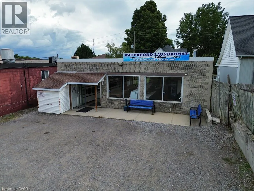 42 MAIN Street S