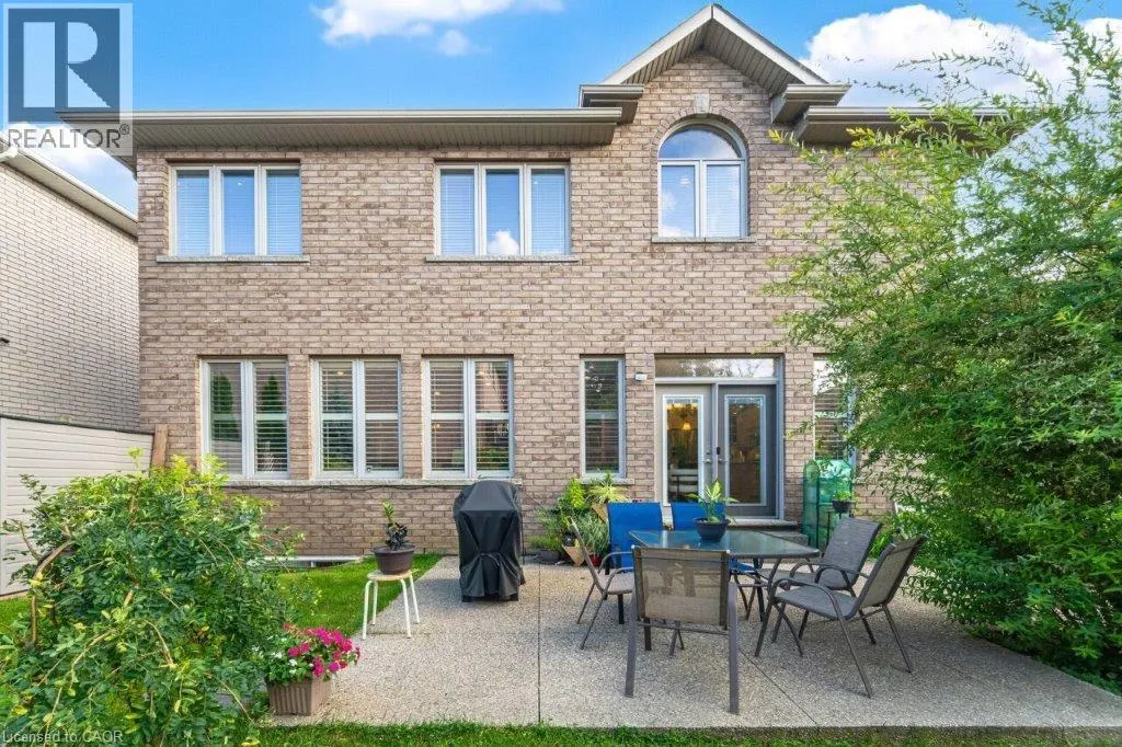 9 LORUPE Court