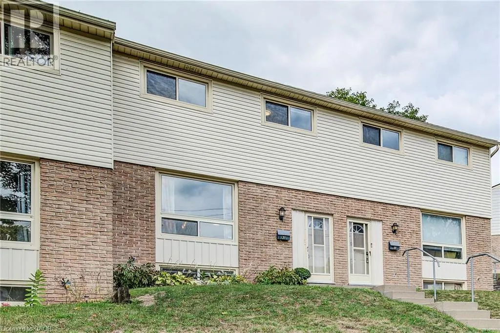165 GREEN VALLEY Drive Unit# 31, #31