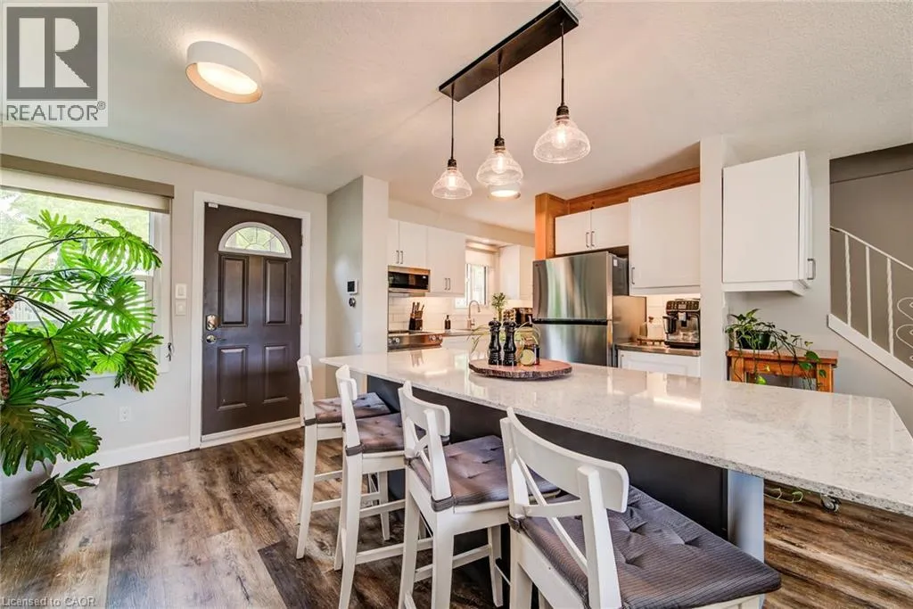 165 GREEN VALLEY Drive Unit# 31, #31
