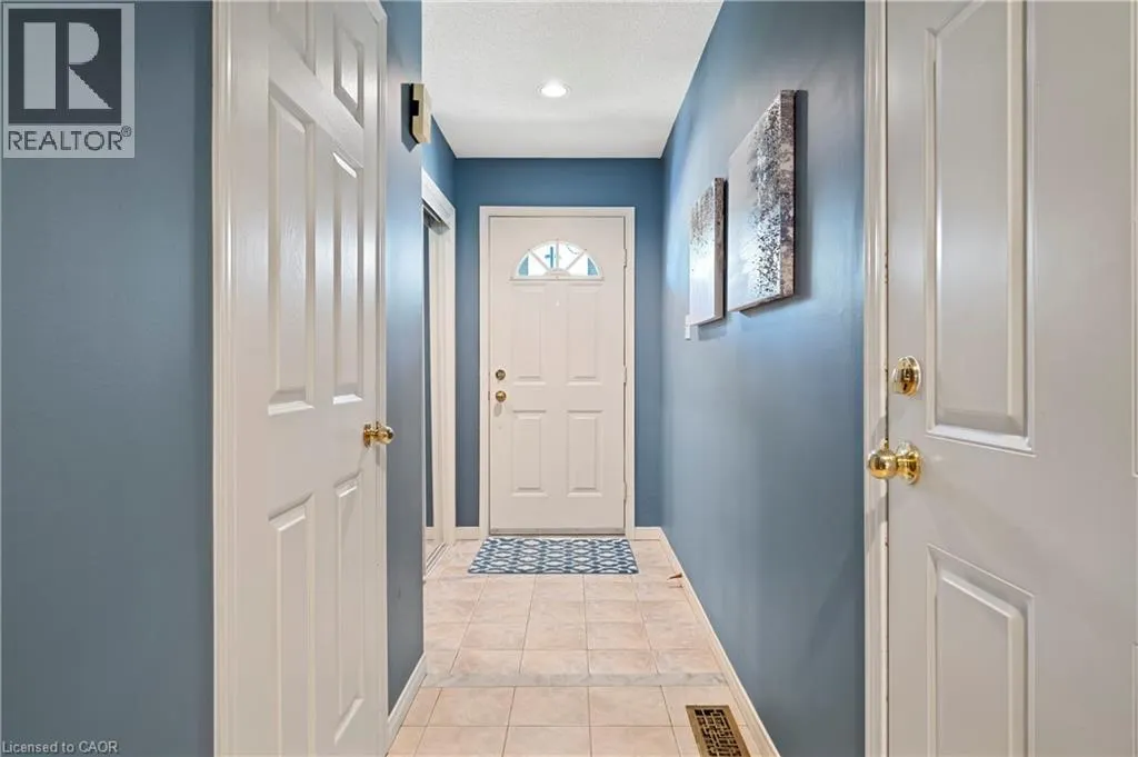 1809 UPPER WENTWORTH Street Unit# 14, #14