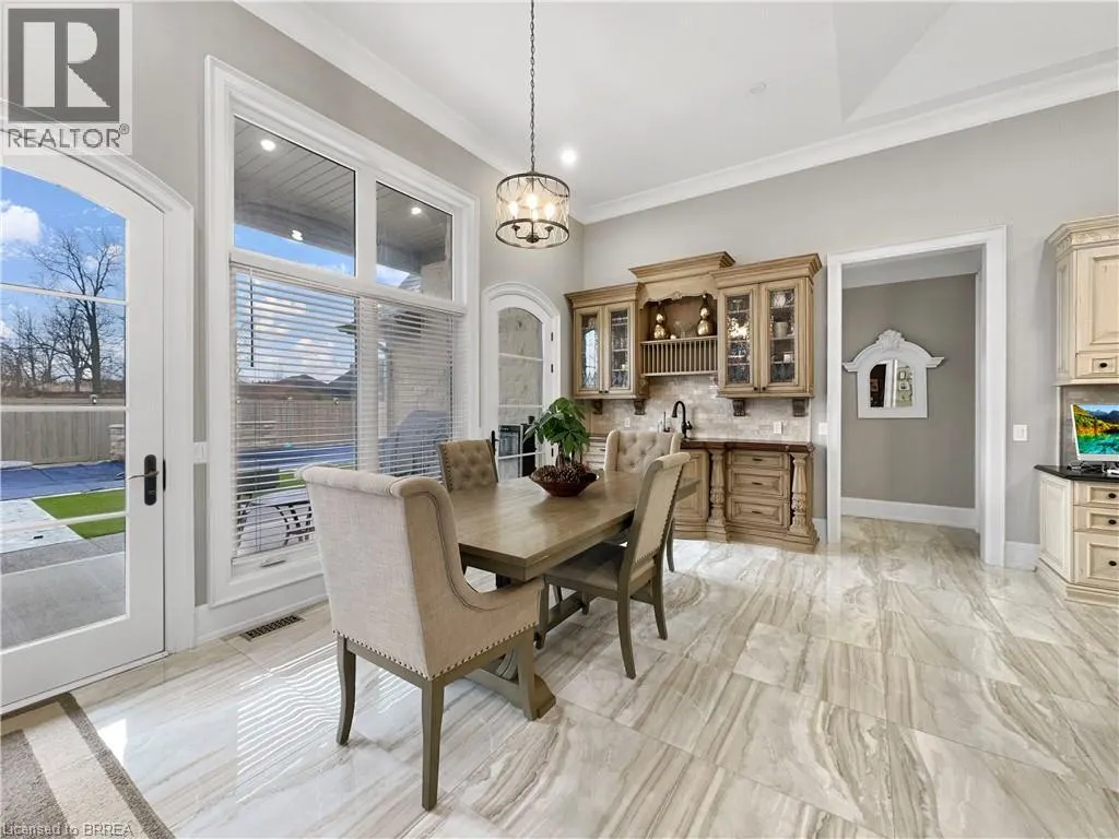 18 HARPER Boulevard
