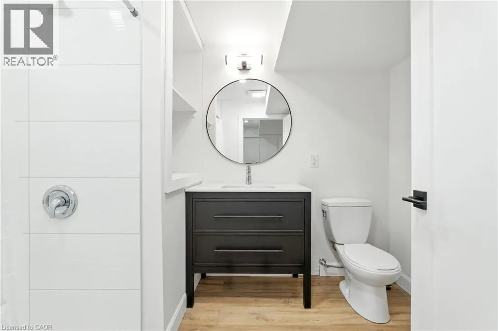 407 MELANIE Crescent Unit# LOWER, #LOWER