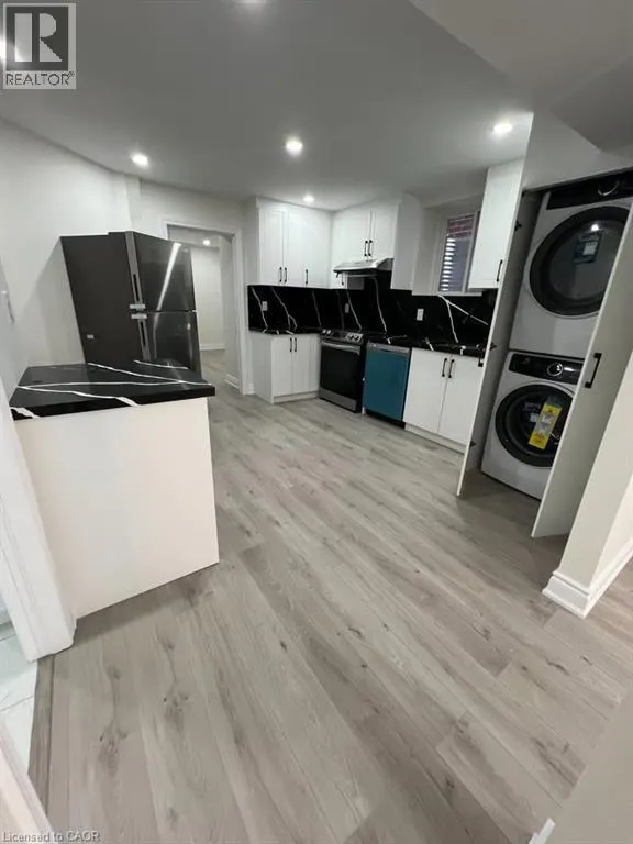 816 SUMAC Crescent Unit# Lower, #Lower