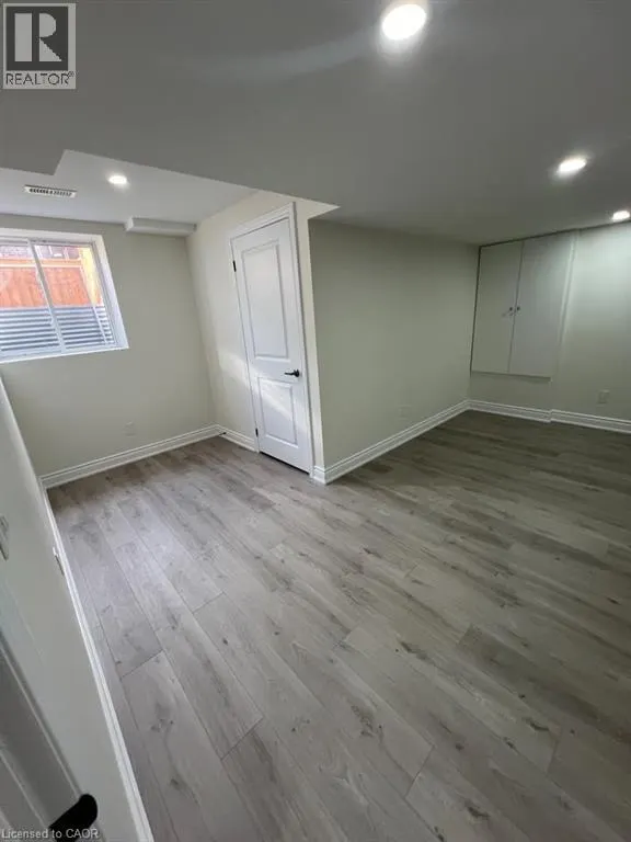 816 SUMAC Crescent Unit# Lower, #Lower