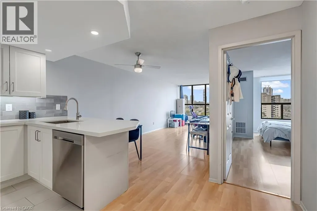 25 AGNES Street Unit# 903, #903
